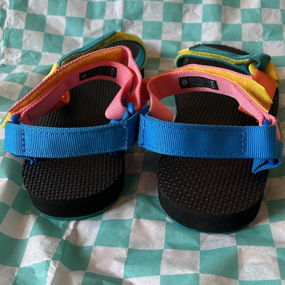 NWOT Teva multi color sandals - Picture 4 of 5